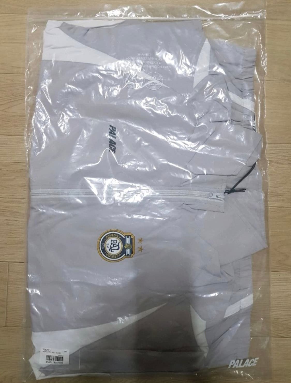 [L] 팔라스 프로 쉘 자켓 그레이 새상품 프로쉘 palace 상품이미지2