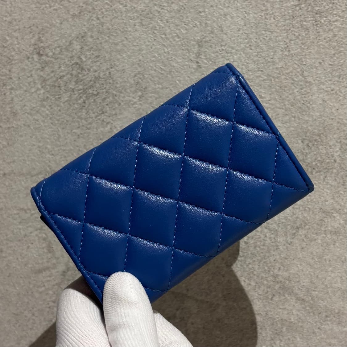 A+ OS사이즈 샤넬 CC로고 시즌 캐비어 플랩 카드지갑 블루 (내장칩) 상품이미지2