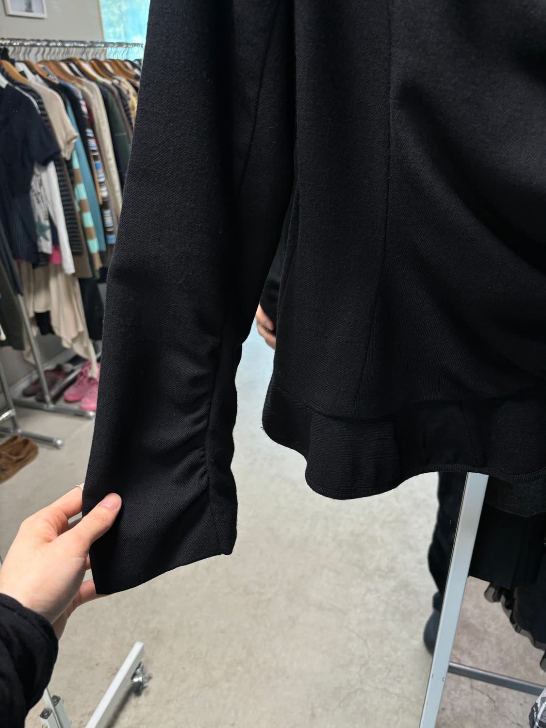 아츠로 타야마 프릴 울자켓 상품이미지4