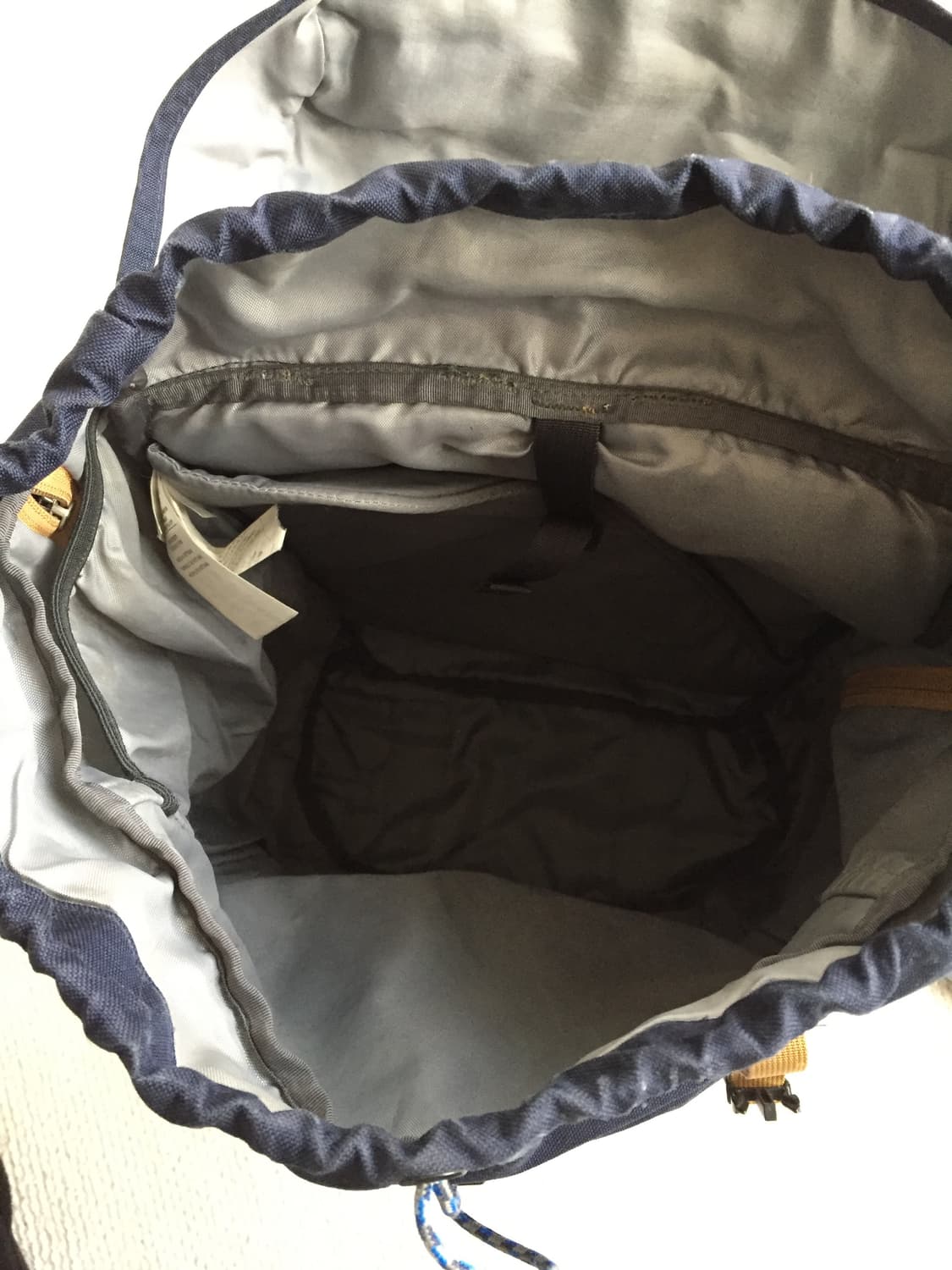 파타고니아 트래킹 백팩 네이비 상품이미지8