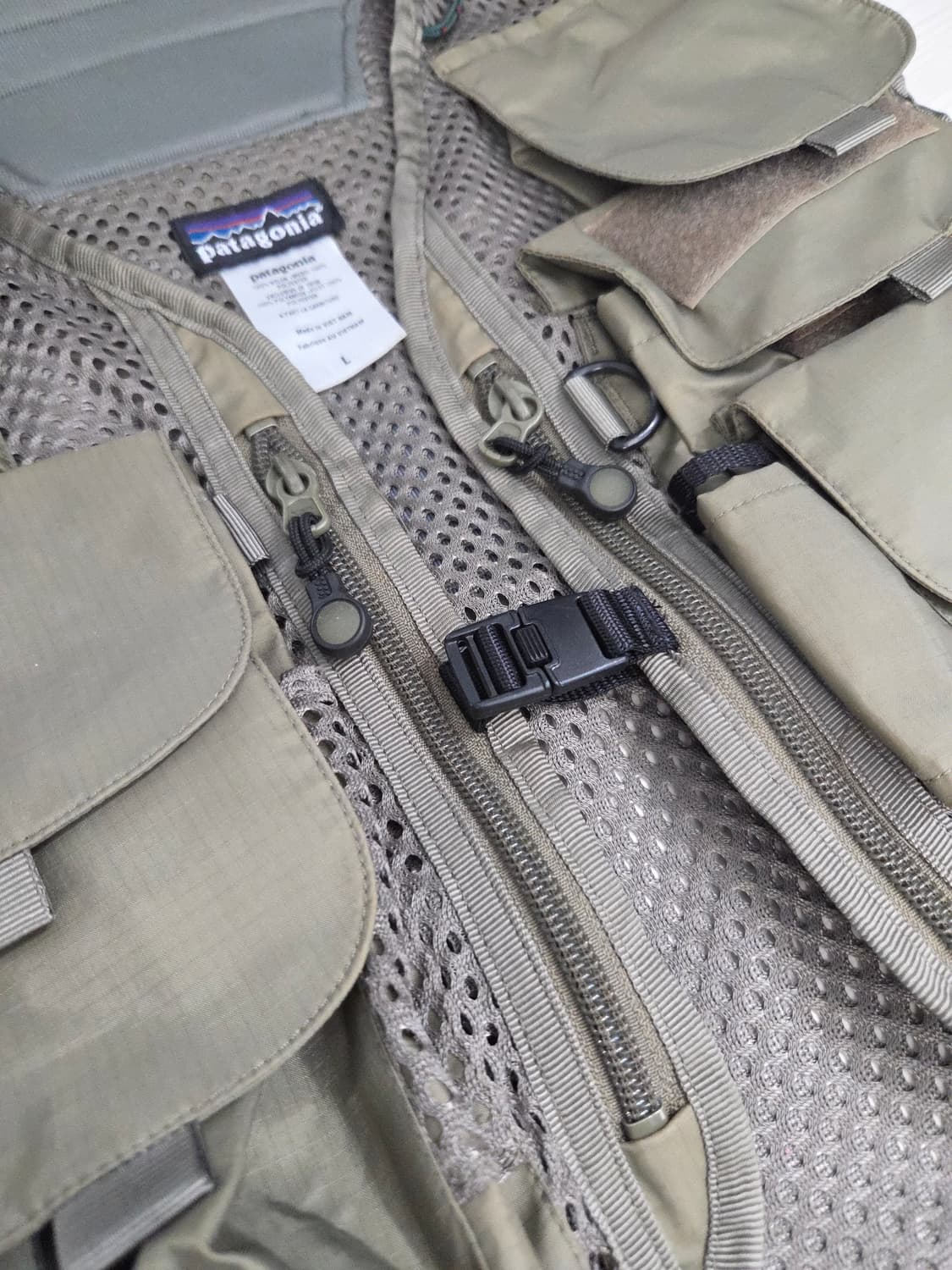 파타고니아 피싱 베스트 올리브 드라이피트_L 상품이미지5