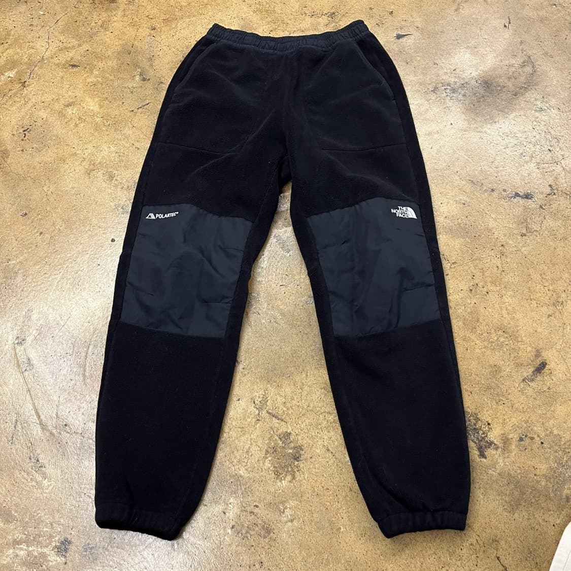 [정품] 노스페이스 블랙 플리스 조거팬츠 b16 상품이미지2