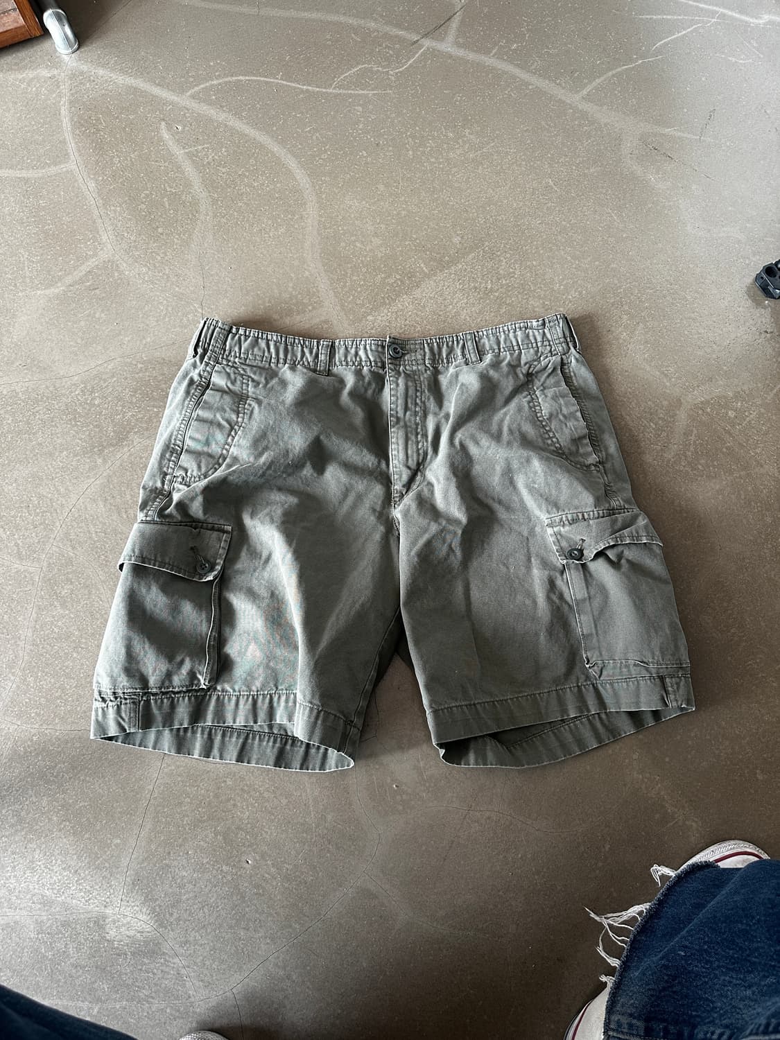 Van Heusen Sage Cargo Shorts 상품이미지1