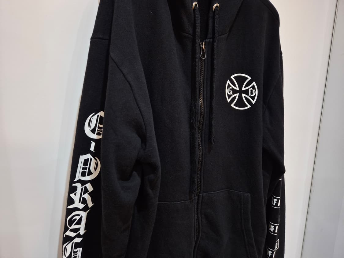 지드래곤 one of a kind 일본 투어 한정판 후드 집업 상품이미지5