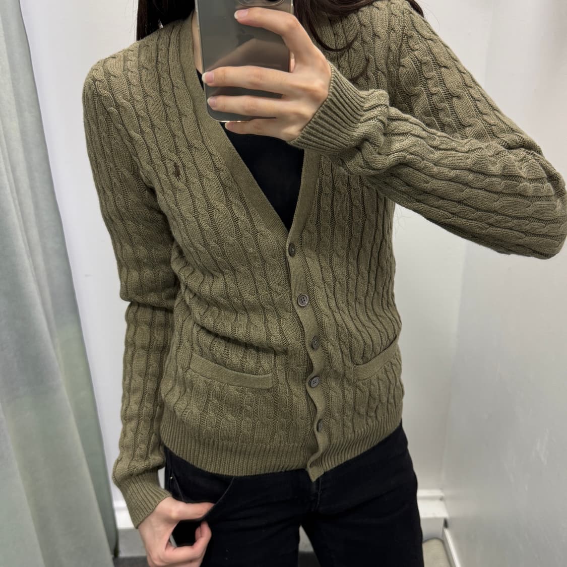 폴로 브이넥 가디건 카키 상품이미지1