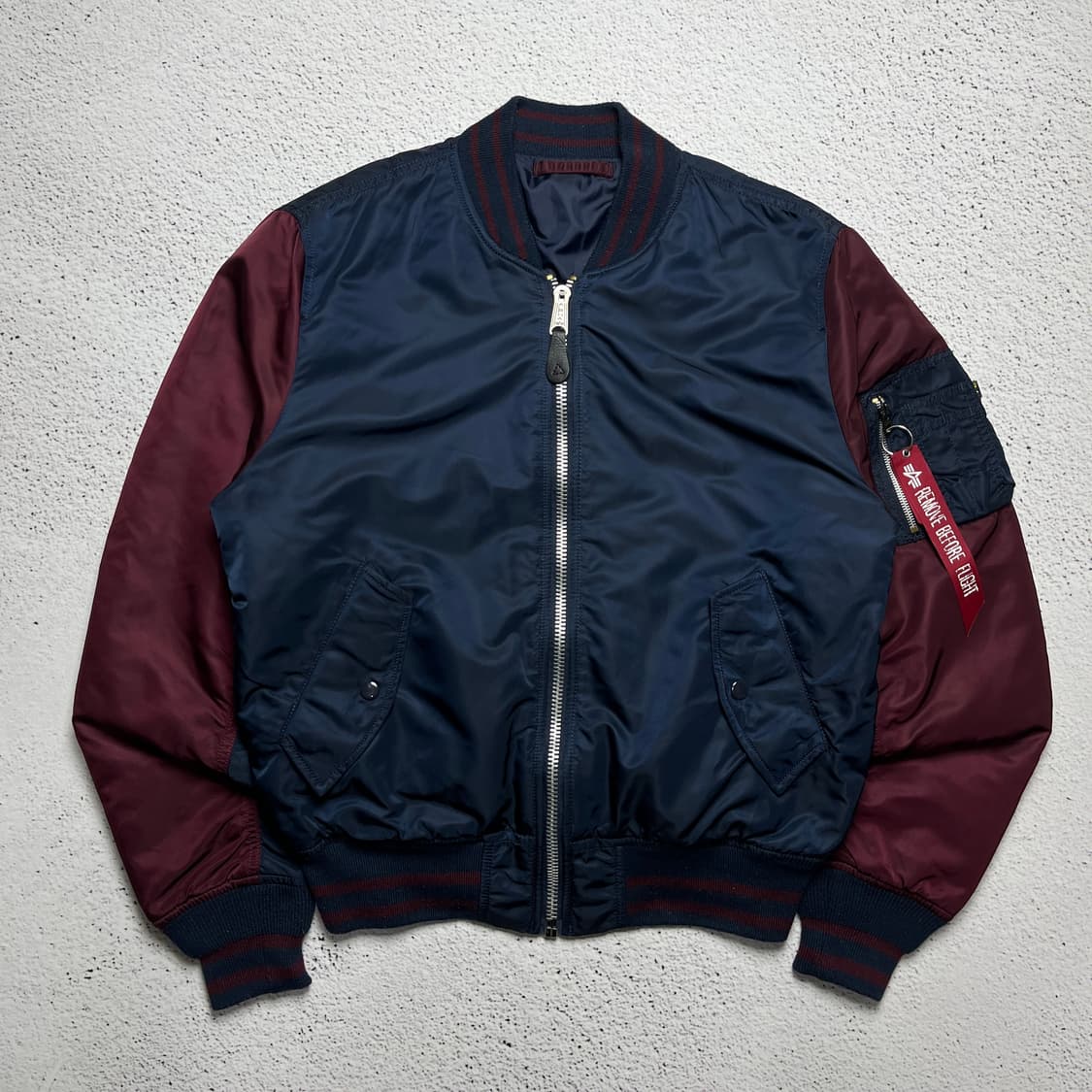 Alpha Industries MA-1 Flight Jacket 상품이미지2