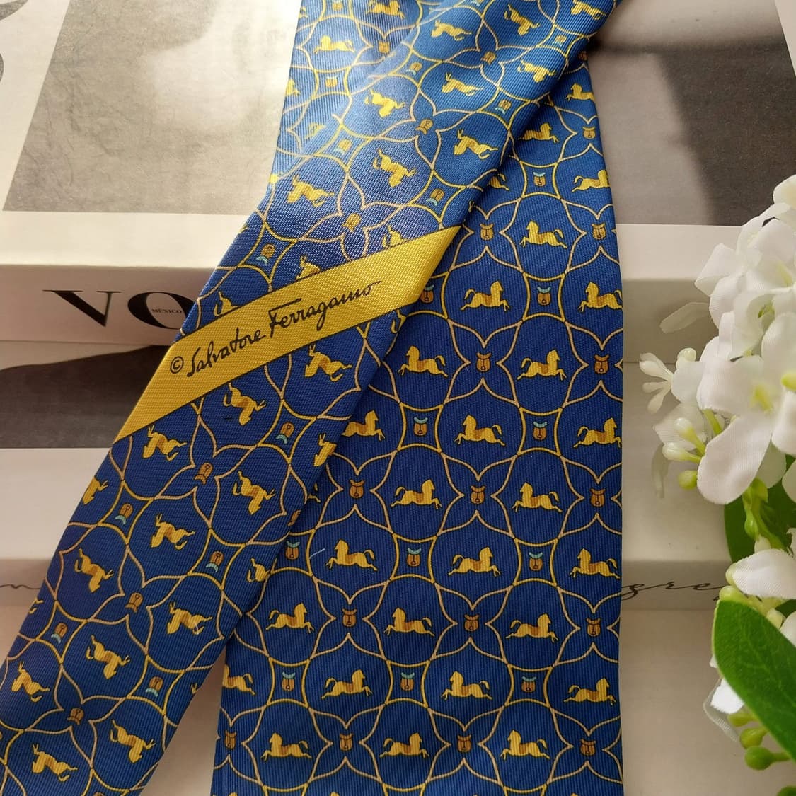 살바토레 페라가모 실크 블루 말 패턴 넥타이 10cm A등급 K1591
 상품이미지2