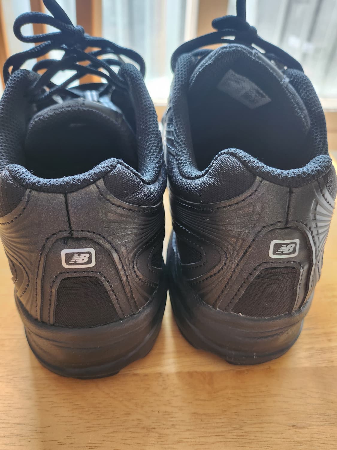 뉴발란스 740 블랙 실버 메탈릭 240 상품이미지2