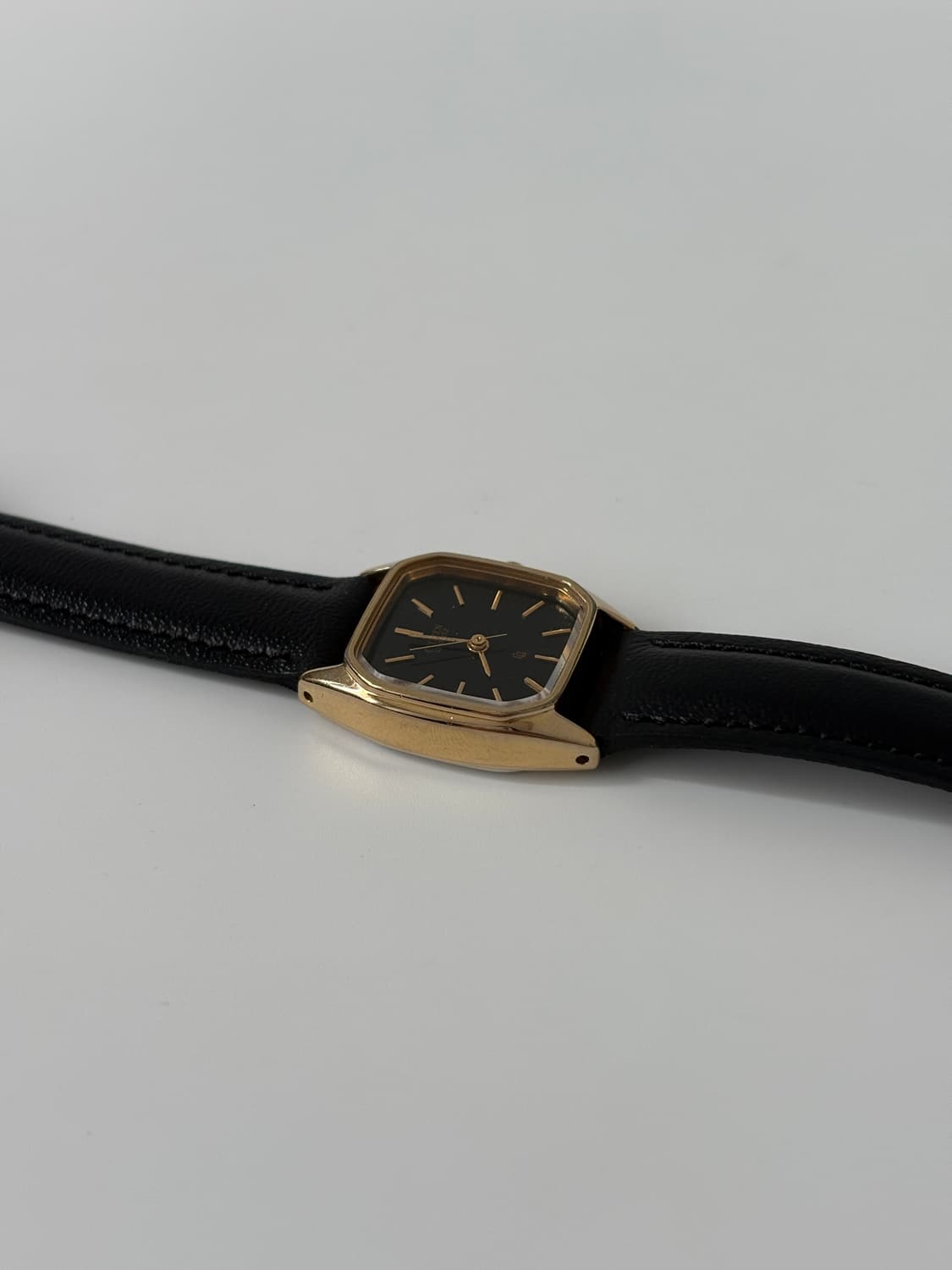 1980s CQ Black Dial Square Ladies Quartz 상품이미지6