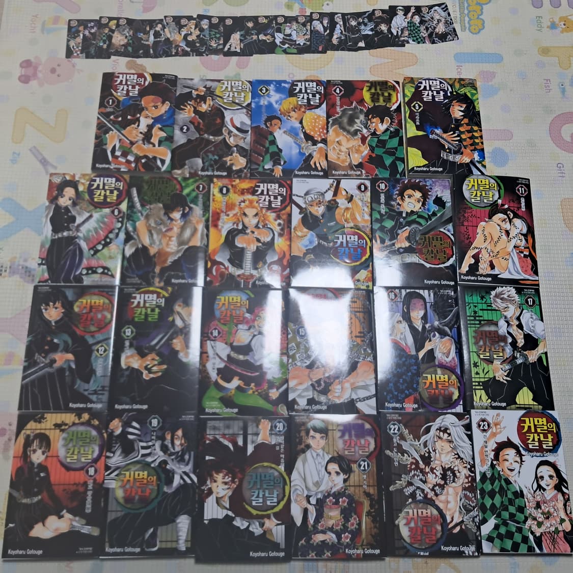 귀멸의 칼날 전권 박스세트+PVC카드23장+카드박스+렌고쿠키링(거의새제품 상품이미지3