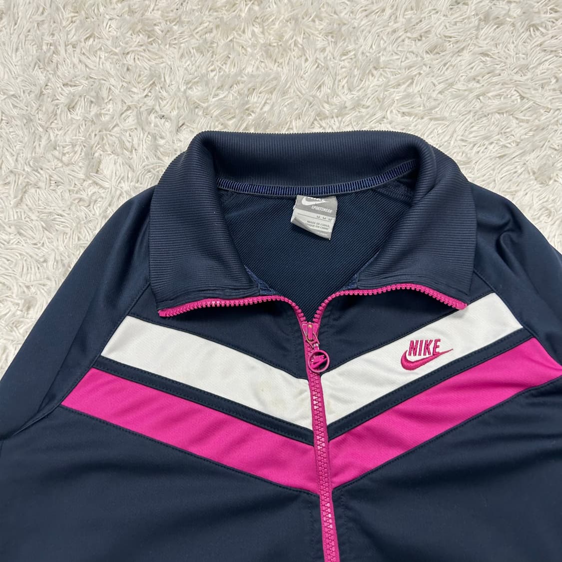 Nike black & pink jersey 상품이미지5