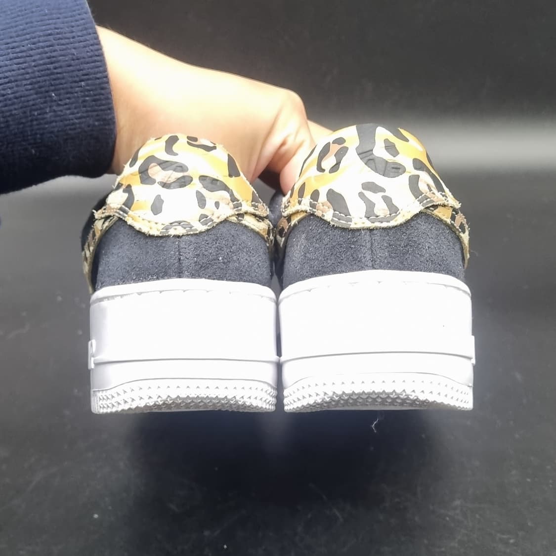 나이키 에어포스1 세이지로우 운동화235 상품이미지4