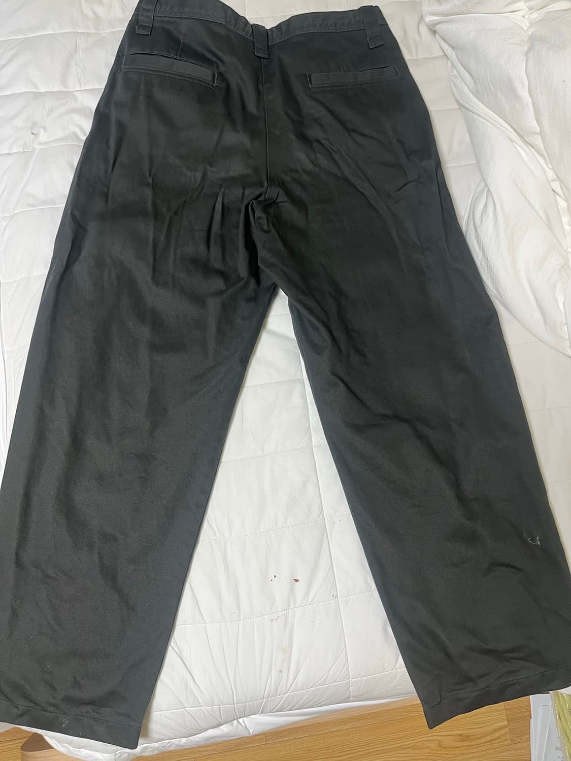 유니클로 와이드핏 치노팬츠 상품이미지2