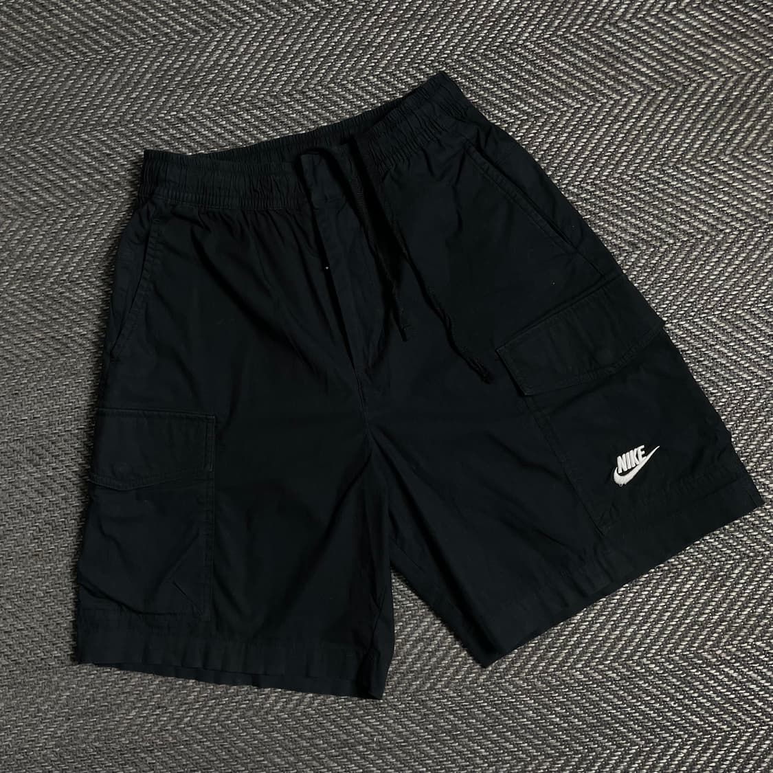 나이키 NSW 에센셜 유틸리티 쇼츠 블랙y 4915 상품이미지1