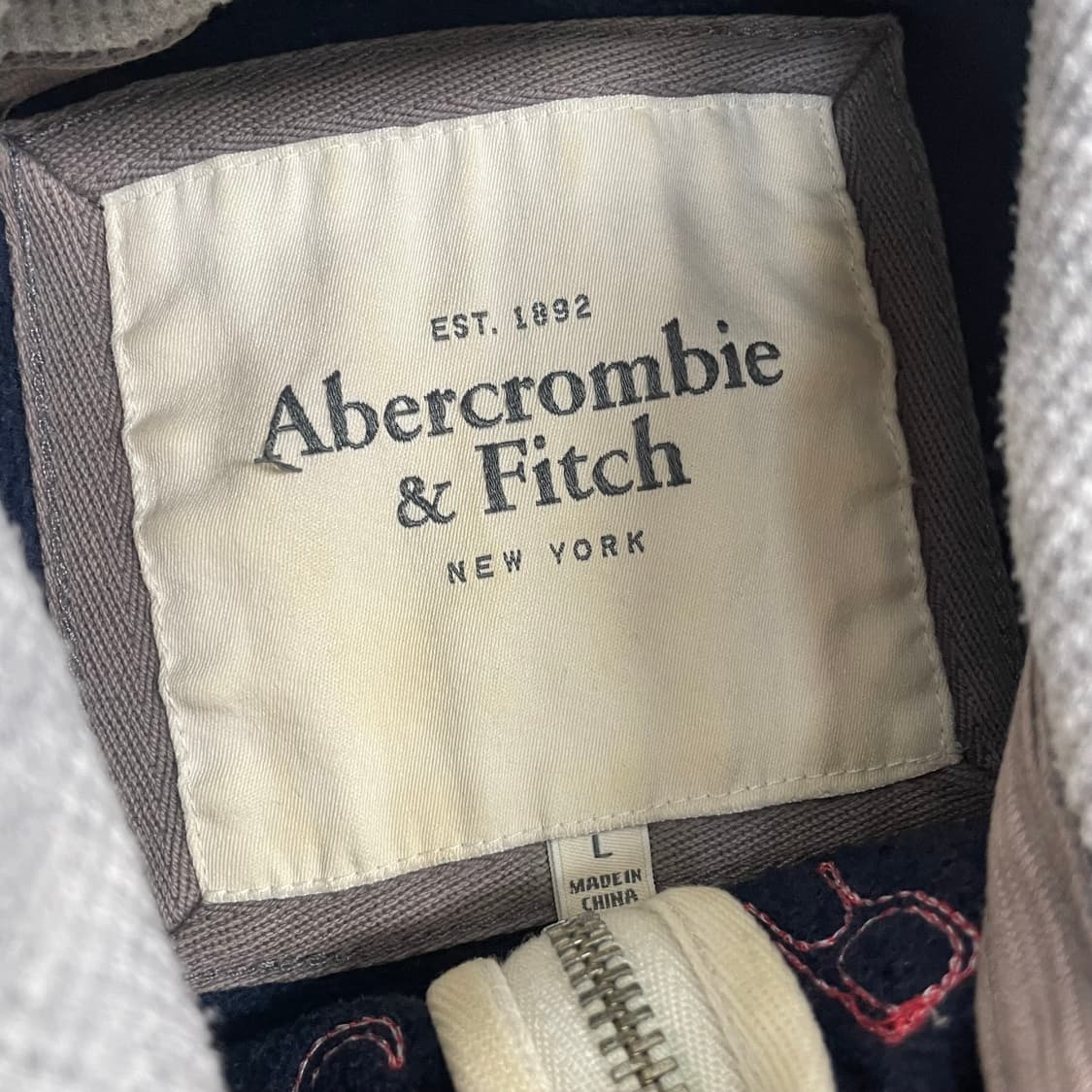 아베크롬비 아치 로고 후드집업 네이비 상품이미지3