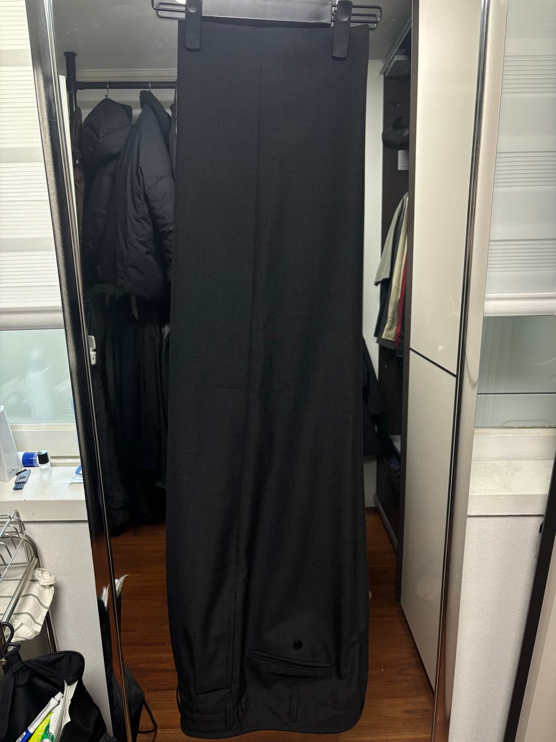 (50/50) 르메르 24fw 싱글 셋업 Squid Ink 상품이미지4