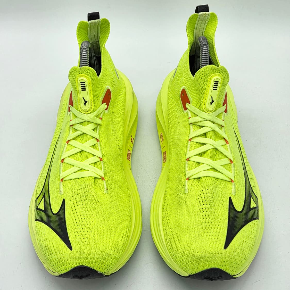 미즈노 네오 비스타 옐로우 라임 블랙 (280) 상품이미지4