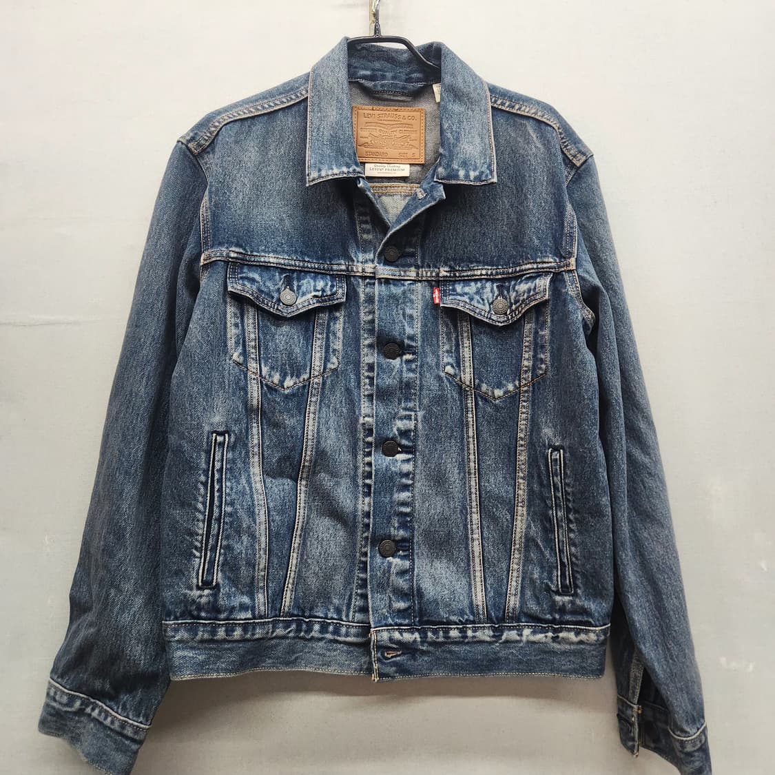리바이스 프리미엄 트러커 데님자켓 S(M~L) 남여공용 상품이미지1
