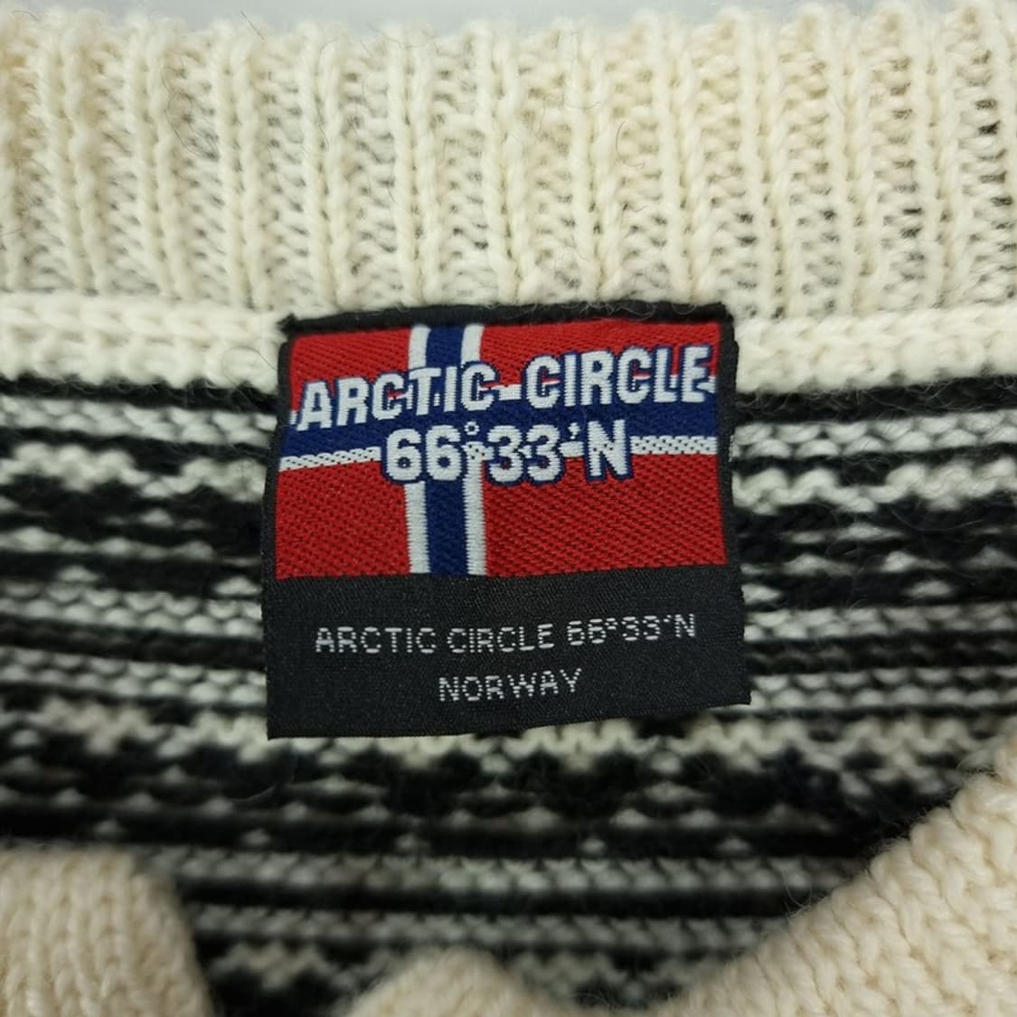 [노르웨이빈티지] 에스닉 패턴 노르딕 버클 니트 스웨터 M18976 상품이미지8