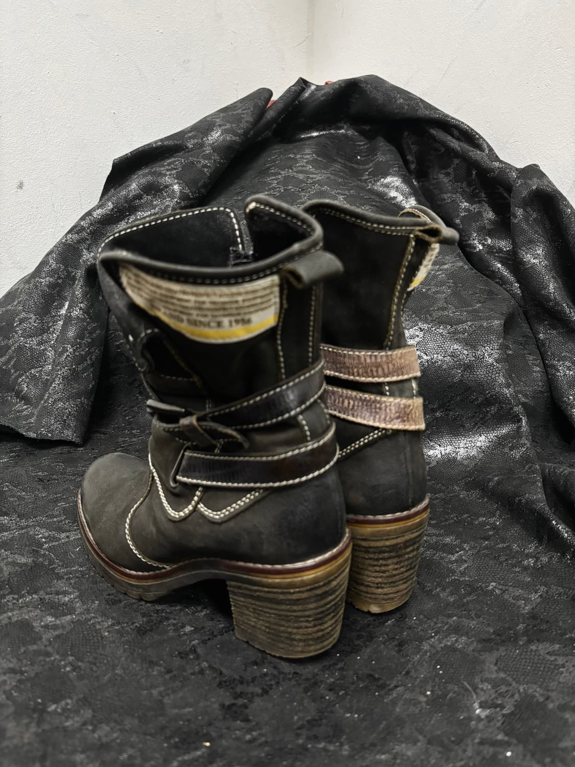 “MANAS” 00’s Rare Design 2Buckle Detail  상품이미지9