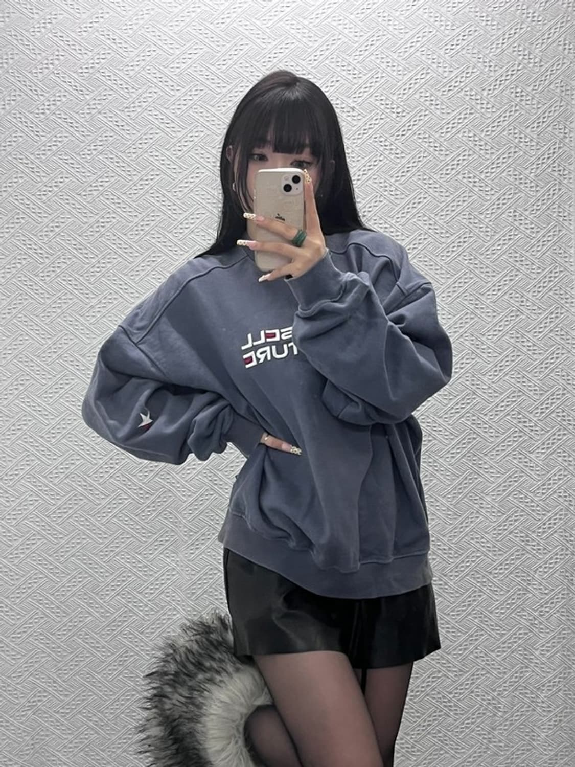 아조바이아조 빈티지 퓨처 캡슐 컬렉션 맨투맨 115 C09730 상품이미지1