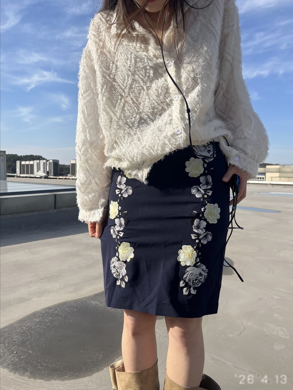 Embroidered Pattern Skirt 자수 패턴 스커트 상품이미지1