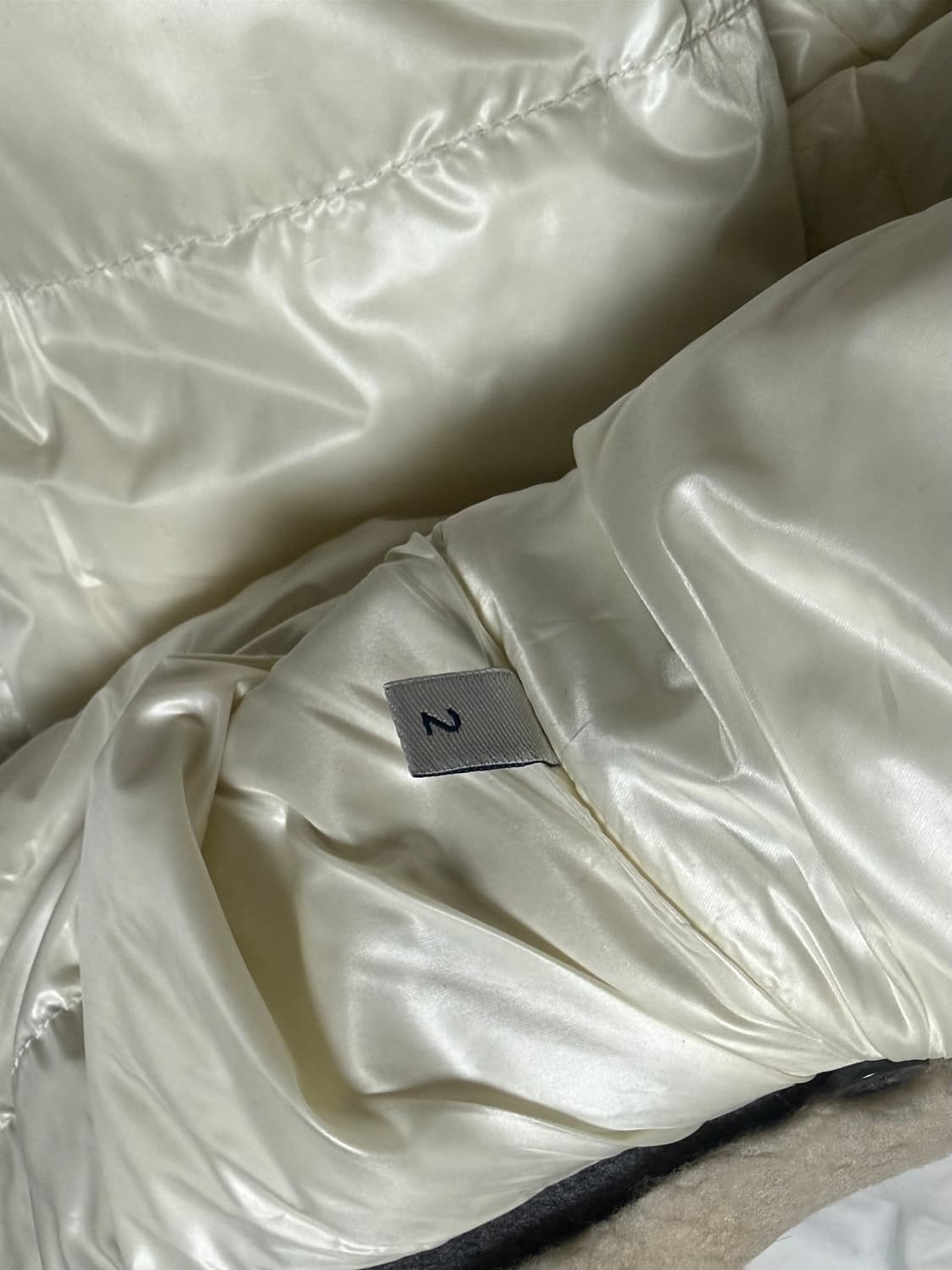 몽클레르 아미 콜라보 패딩코트 상품이미지4