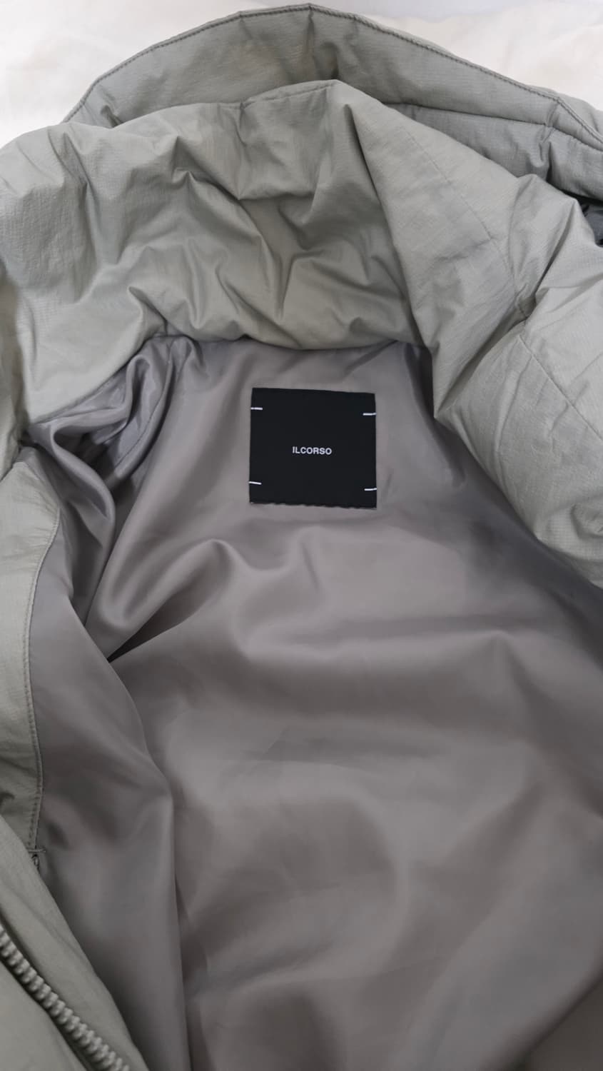 일꼬르소 볼륨 에어 후드 구스 숏 다운 점퍼 그레이 IEJU3F004G2 상품이미지3