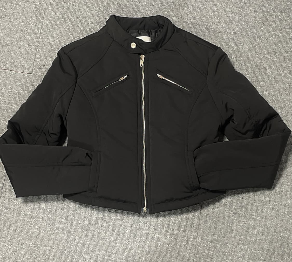 3온스 크롭 블랙 패딩 라이더 자켓 상품이미지1