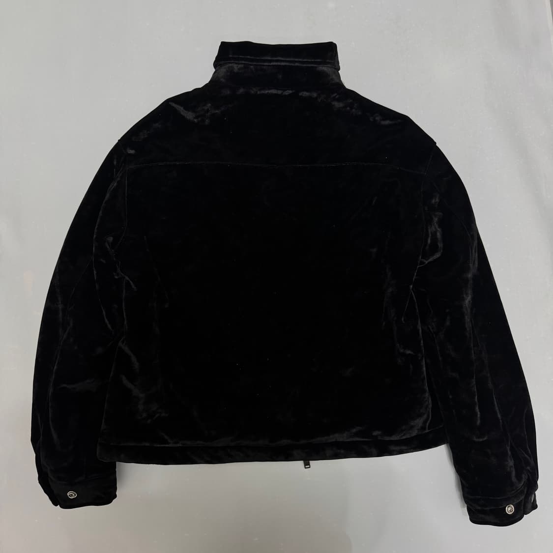 (급처) 엑스오디너리 벨벳 자켓 OS 팝업 한정 (애쉬아일랜드) 상품이미지2