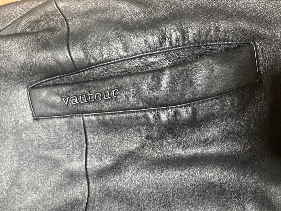 블랙 색상의 VAUTOUR 가죽 자켓 상품이미지3
