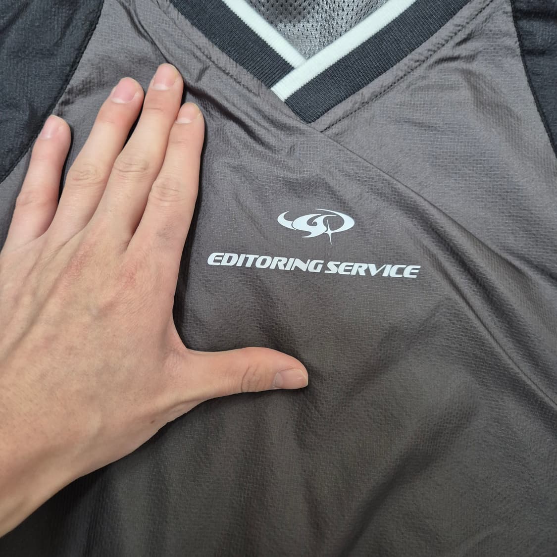 코드그라피 브이넥 풀오버 아노락 바람막이 긴팔 상품이미지4