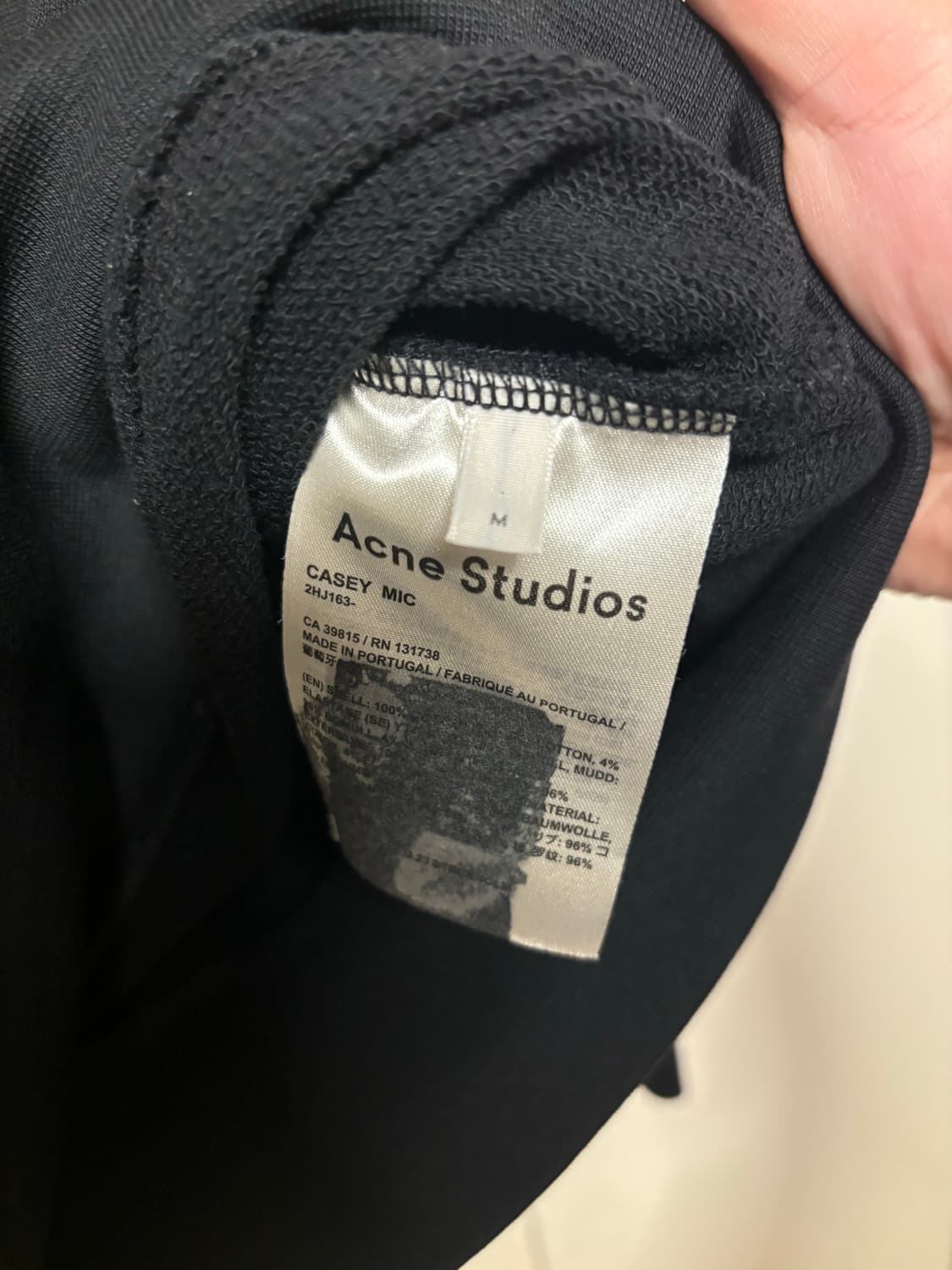 아크네 스튜디오 마이크 맨투맨 상품이미지5