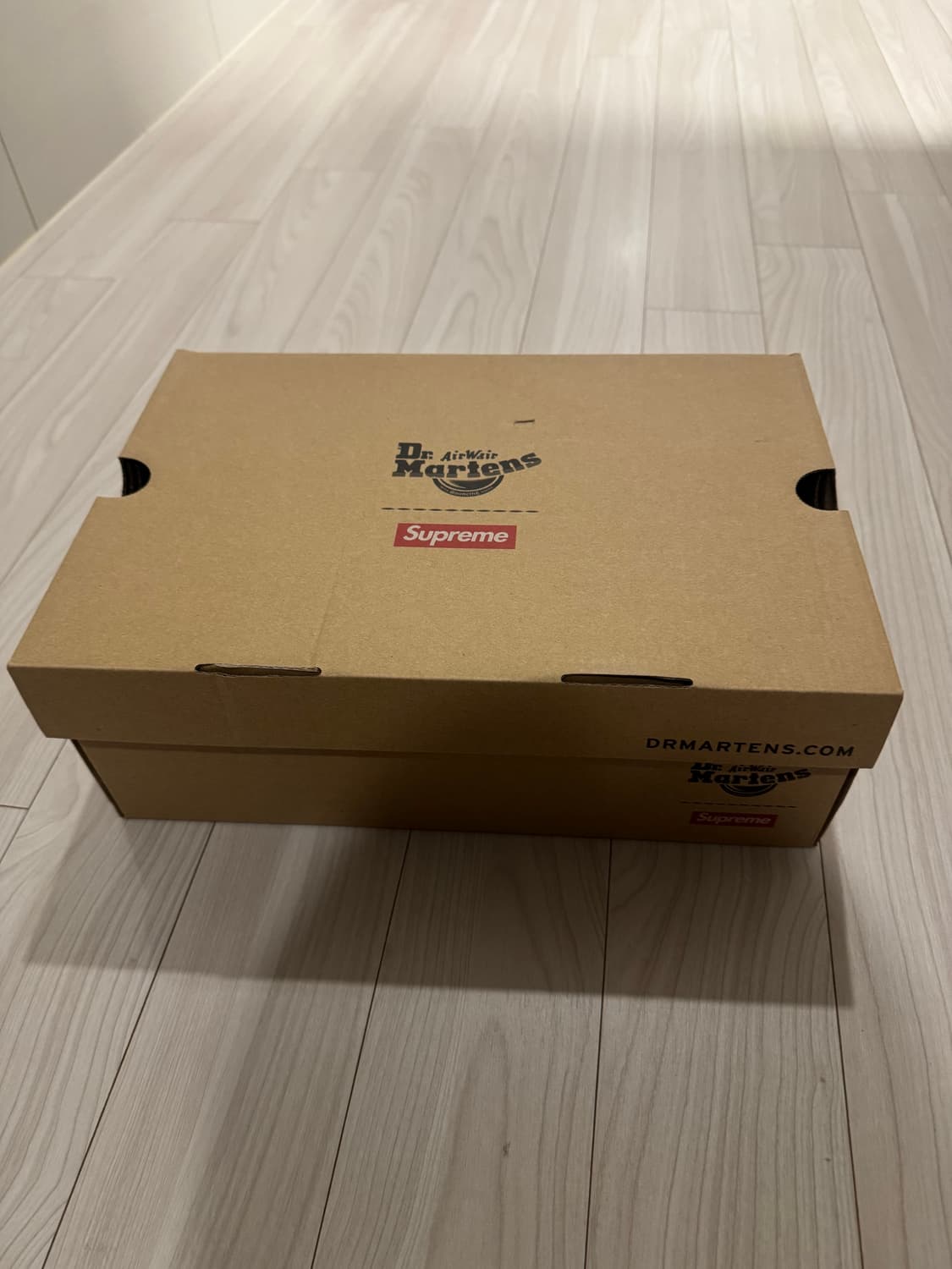 슈프림 닥터마틴 펜톤 테슬 로퍼 블랙 270 상품이미지5