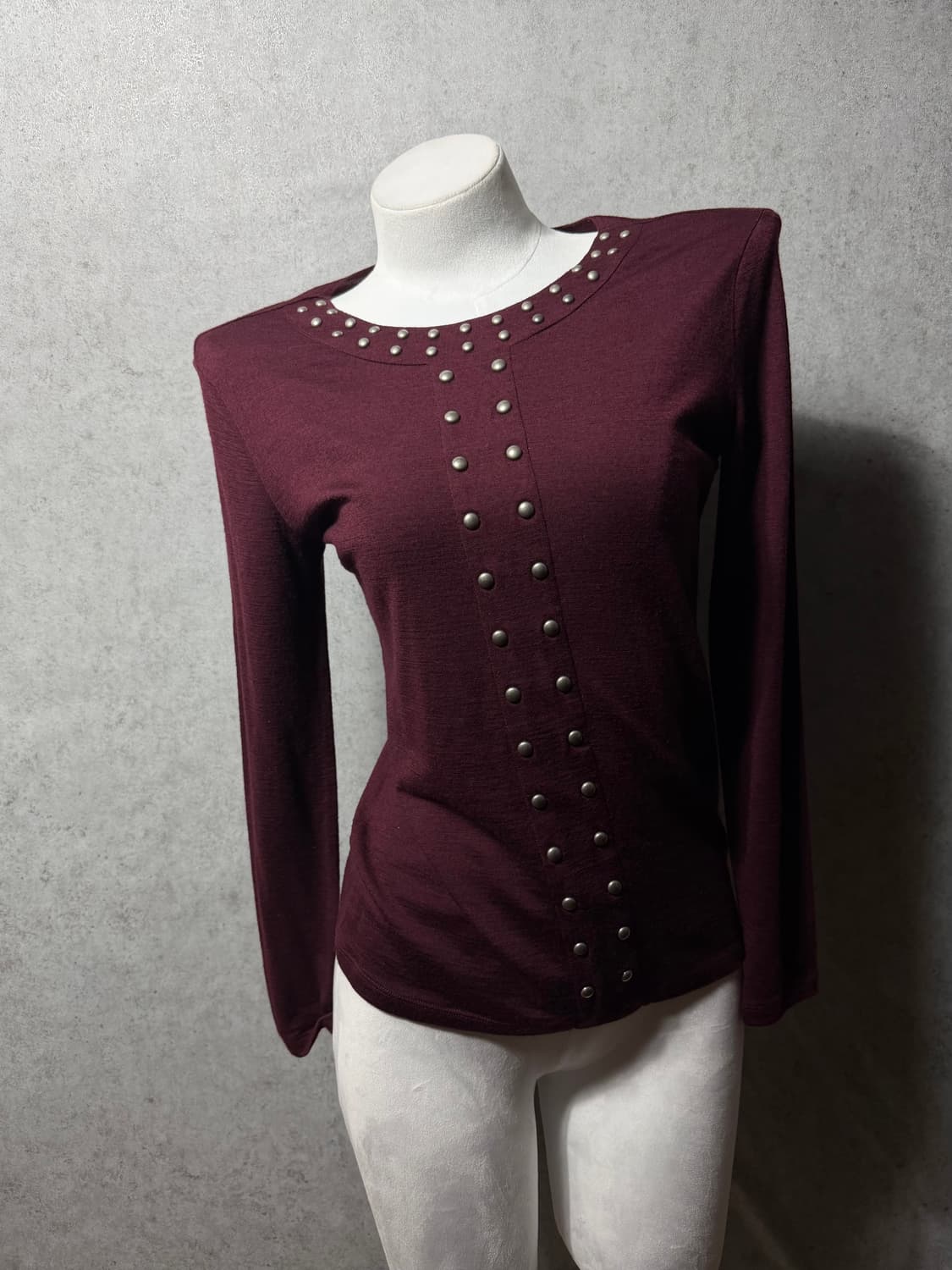 랑방 비즈 스터드 니트 상품이미지1