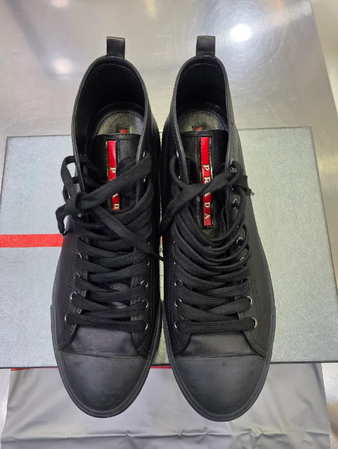 프라다 하이탑 스니커즈 상품이미지3