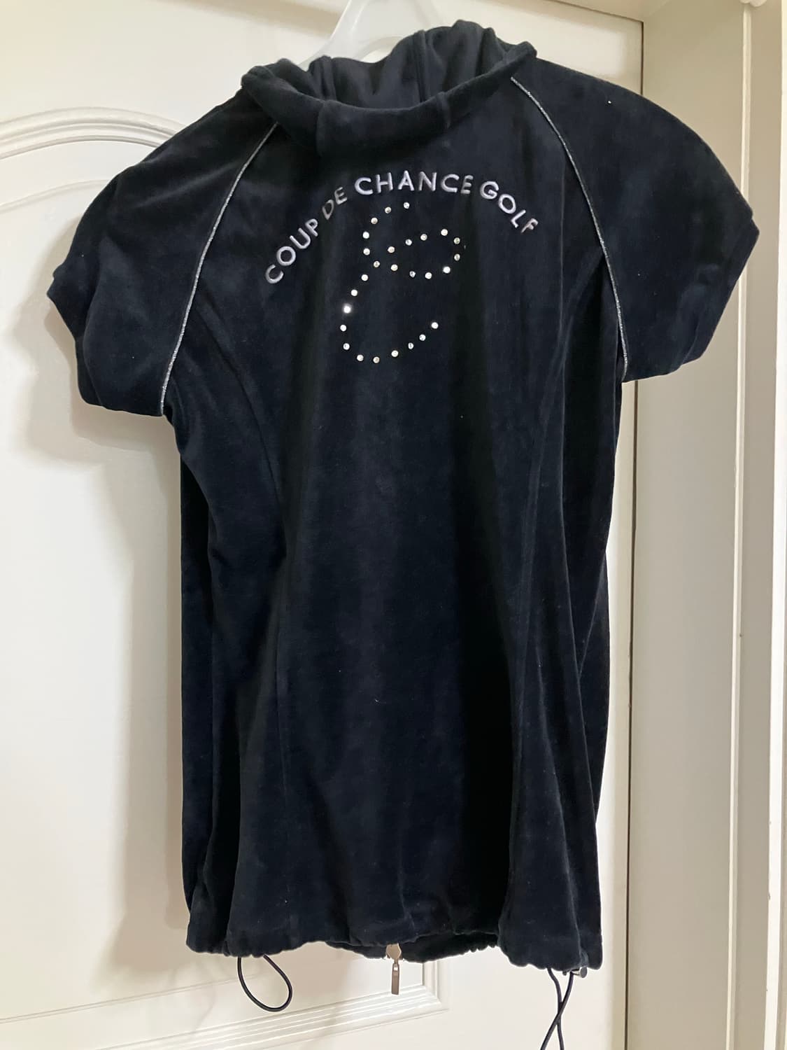 쿠드샹스 블랙 벨벳 반팔 후드 집업 상품이미지2