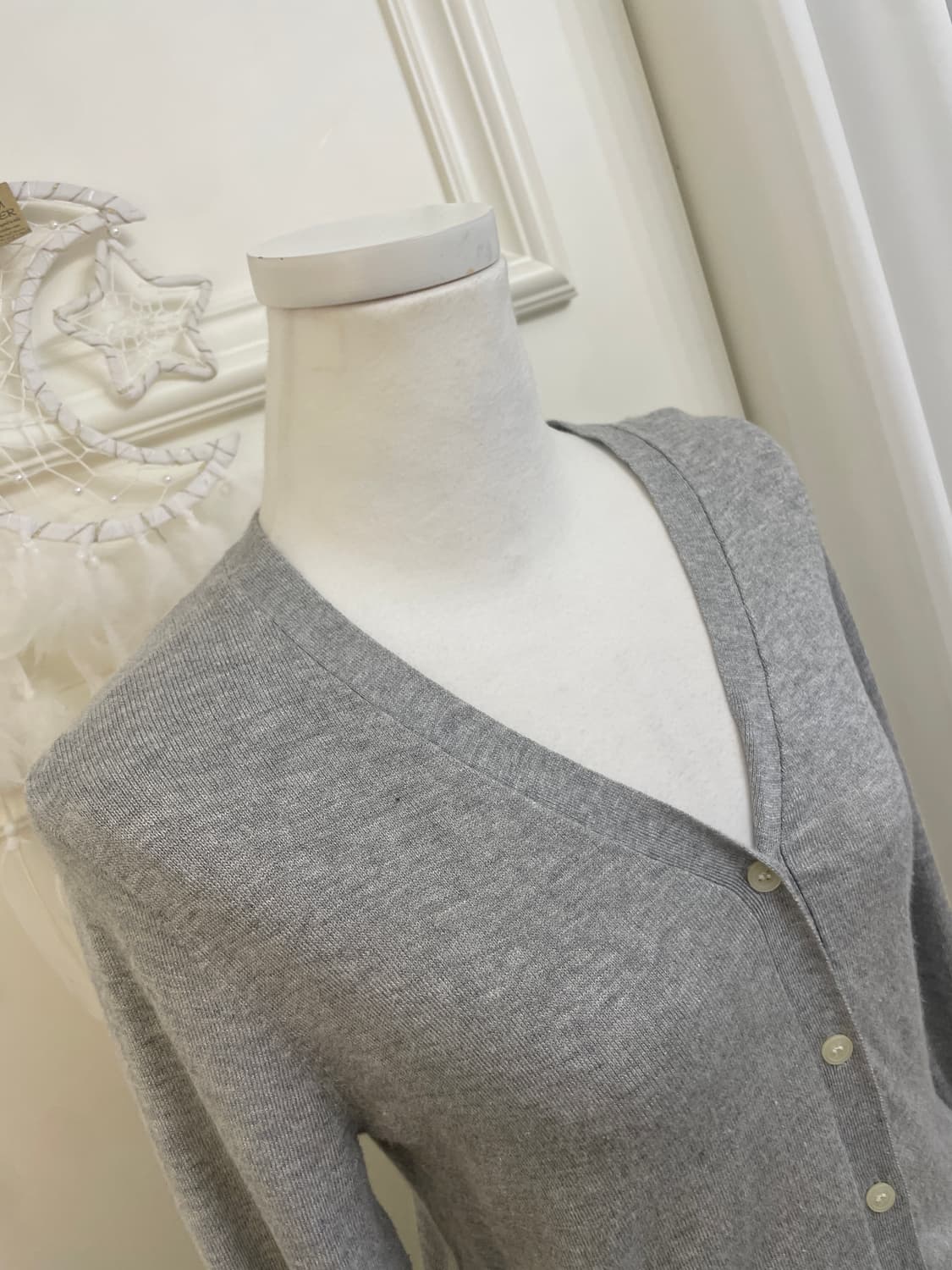 gray basic v-neck cardigan(size-M) 상품이미지8
