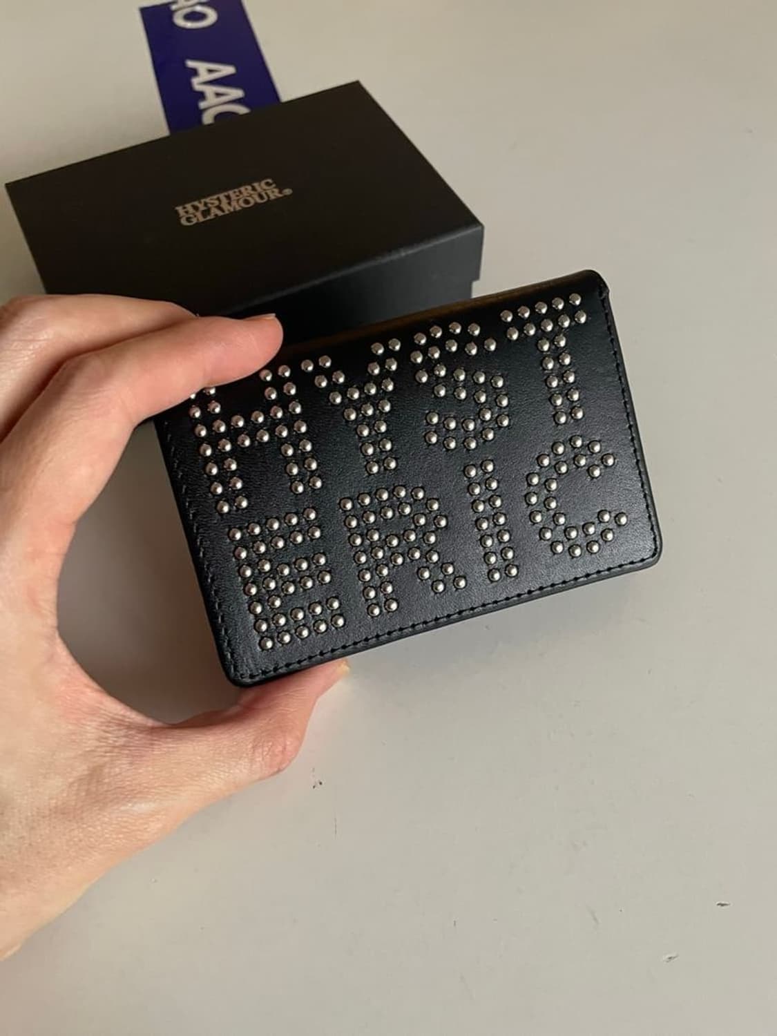 STUD ZIP WALLET 스터드 지퍼 지갑 상품이미지4