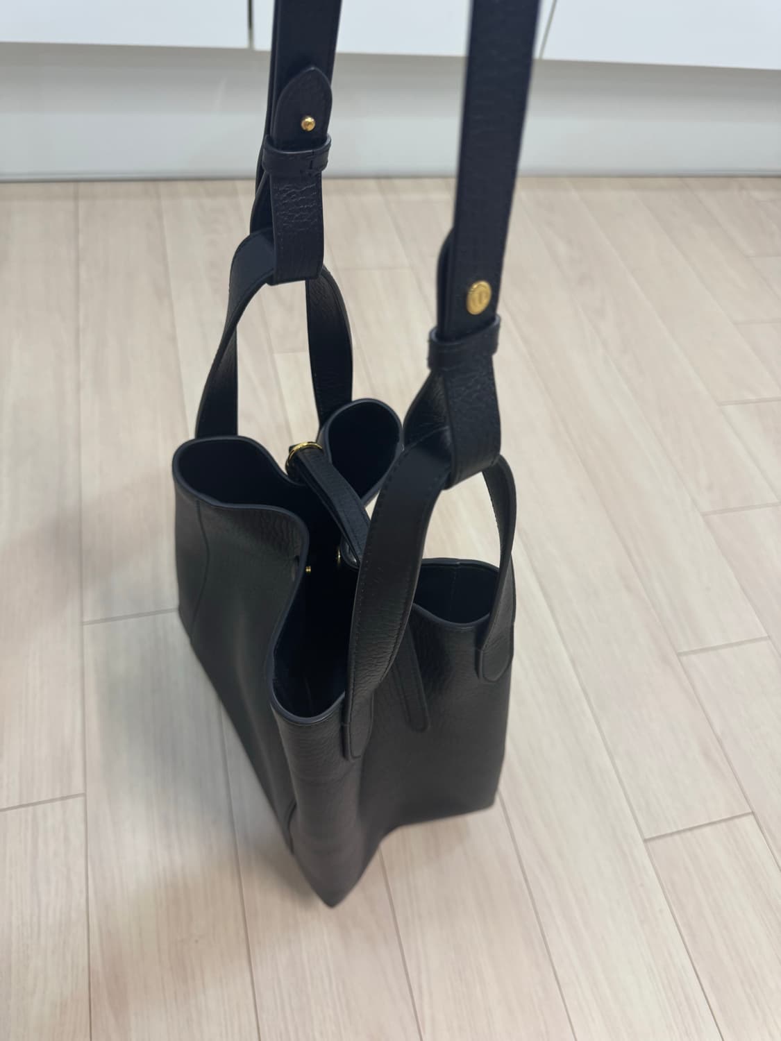 디올 시그니처 미디엄 버킷백 디올백 디올가방 상품이미지4