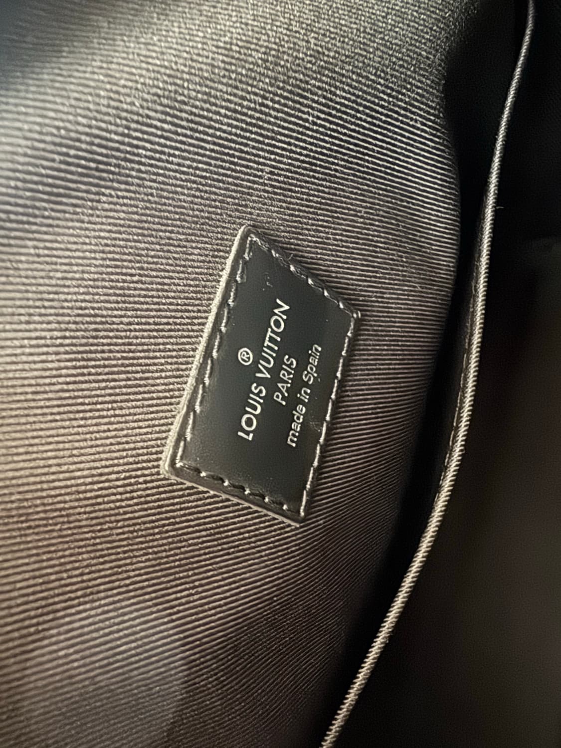 정품 루이비통 가방 크로스백 디스트릭스 상품이미지7