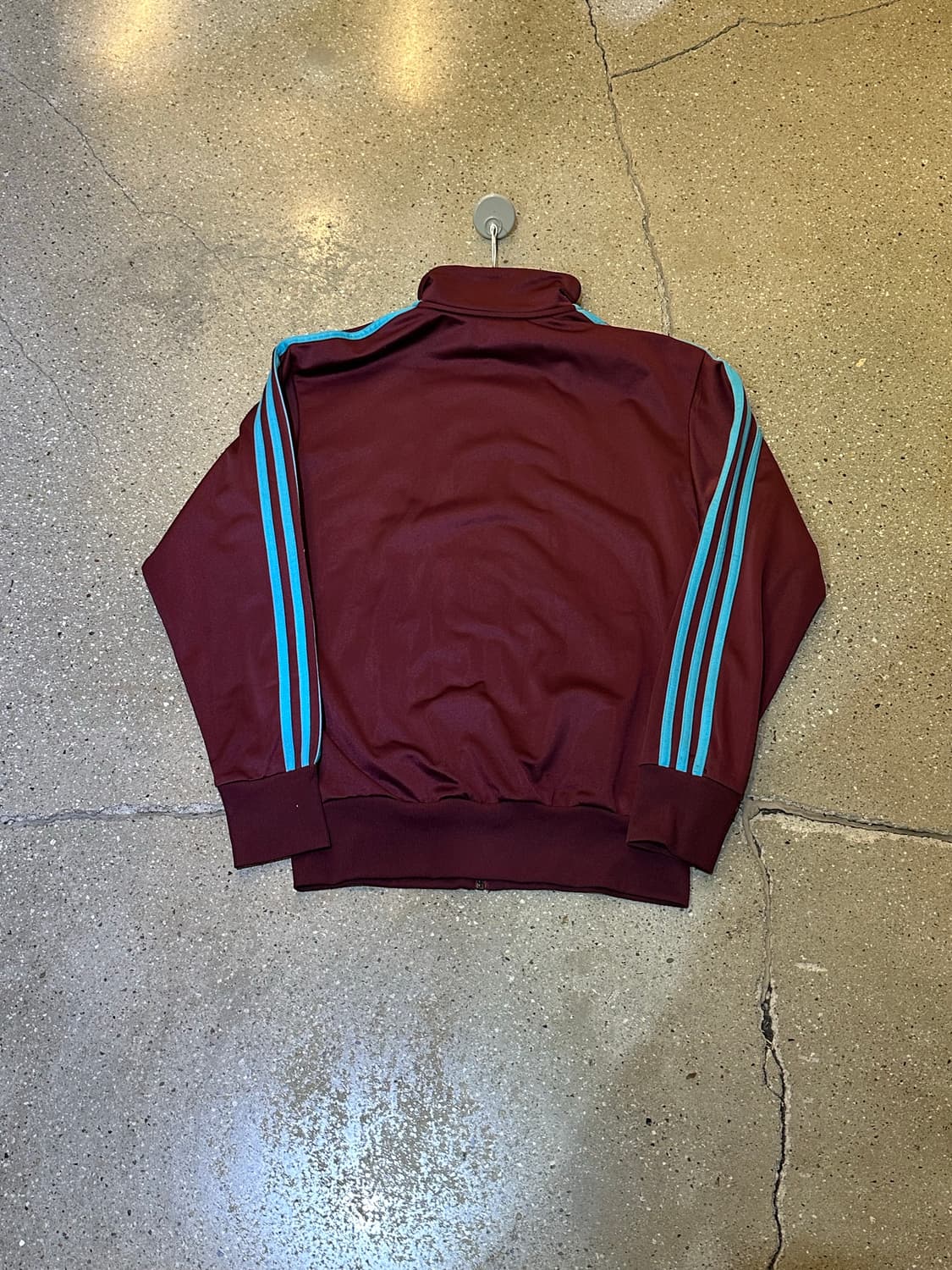 ADIDAS 아디다스 버건디 파이어버드져지💯 상품이미지3