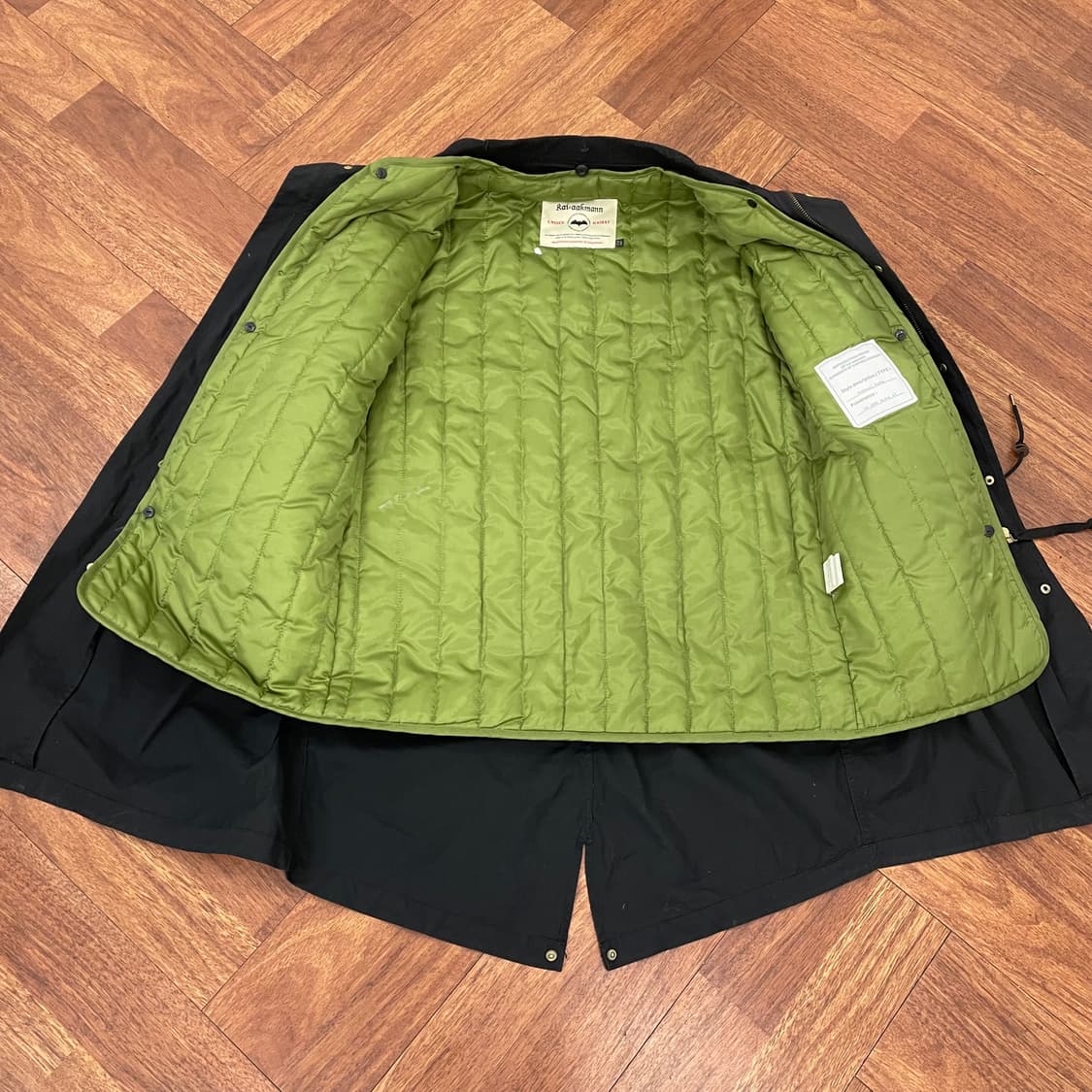 카이아크만 블랙 피쉬테일 파카 상품이미지2