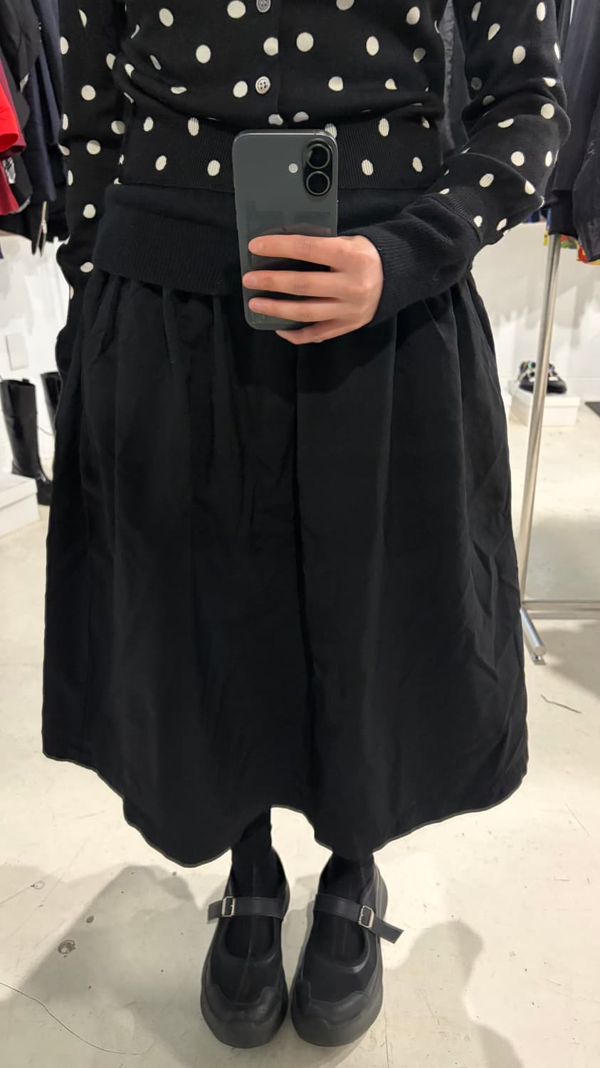 Asymmetry Volume Polyester Skirt 상품이미지7