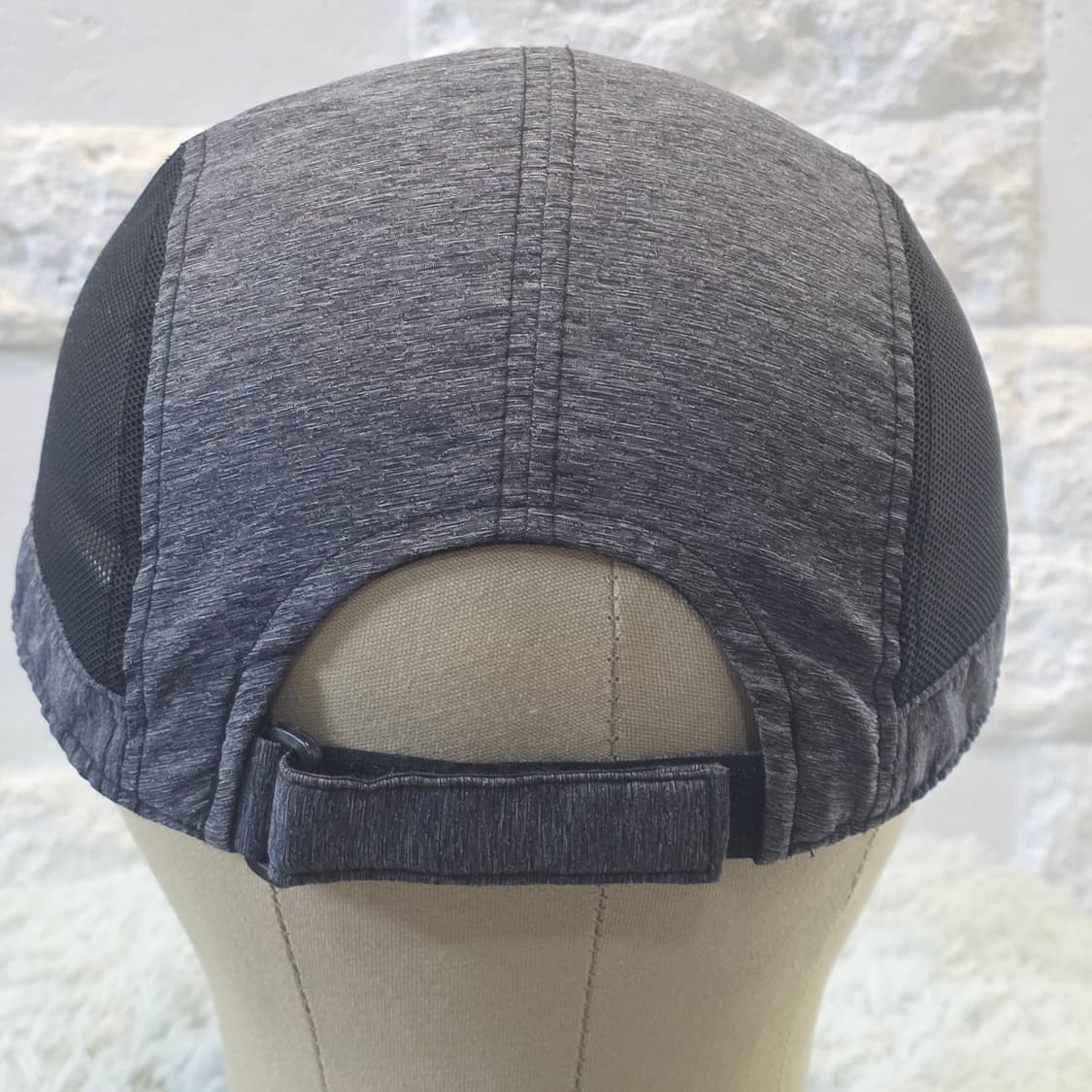 P7-7:데일리&러닝 필수템! FANGIO 기능성 스포츠캡
 상품이미지5