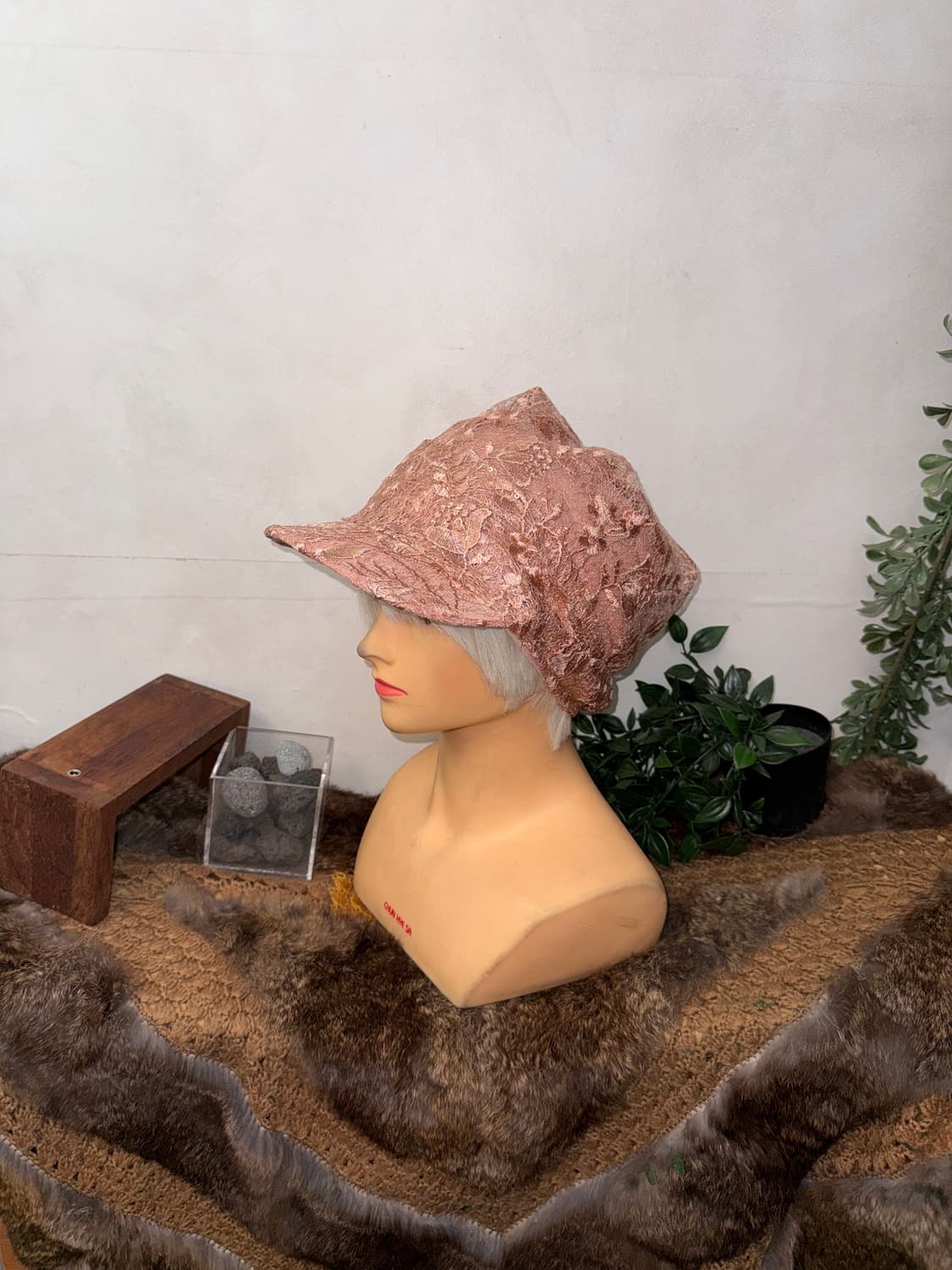 Pink oriental floral lace loose cap 상품이미지1