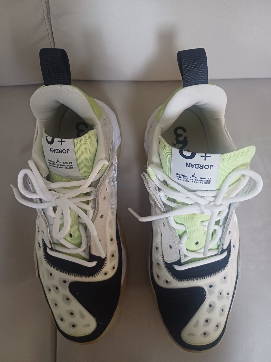 조던델타2 화이트블랙 상품이미지4