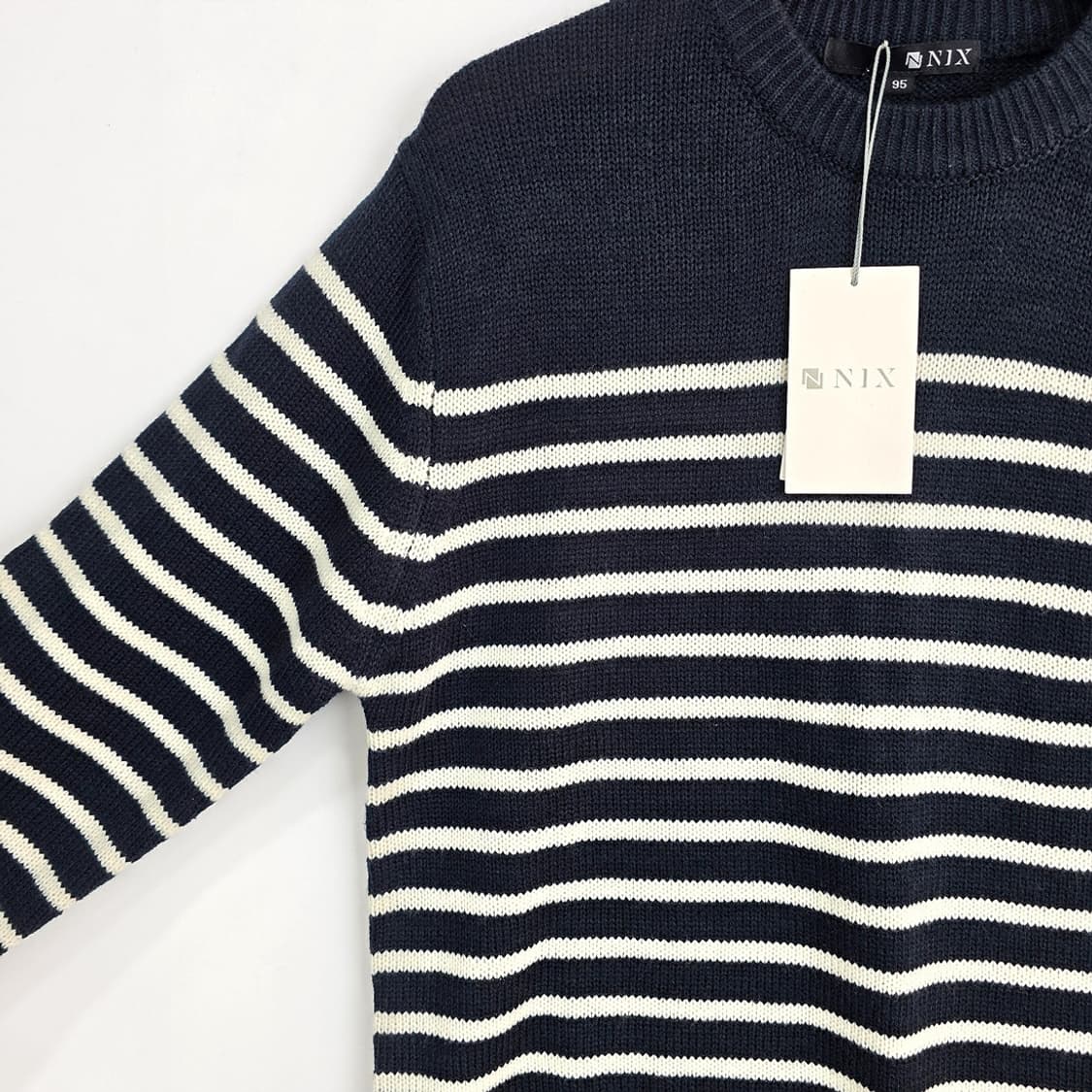 새제품) 닉스 NIX 스트라이프 니트 95 상품이미지3