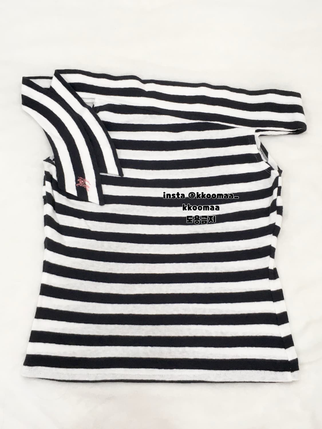 버버리 블루라벨 스프라이트 줄무늬 오프숄더 티 상품이미지1