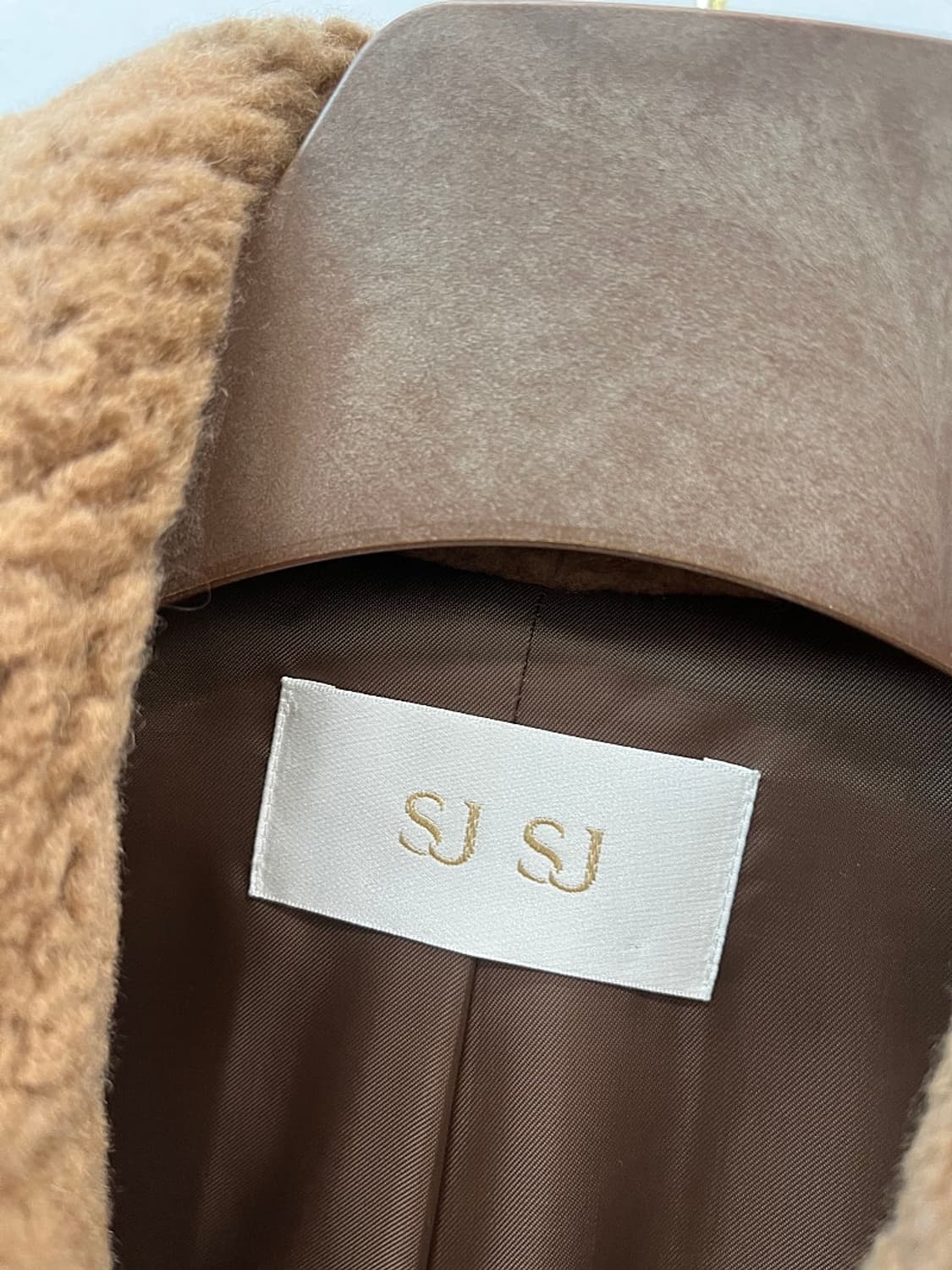 여)  sj 양털 코트  상품이미지9